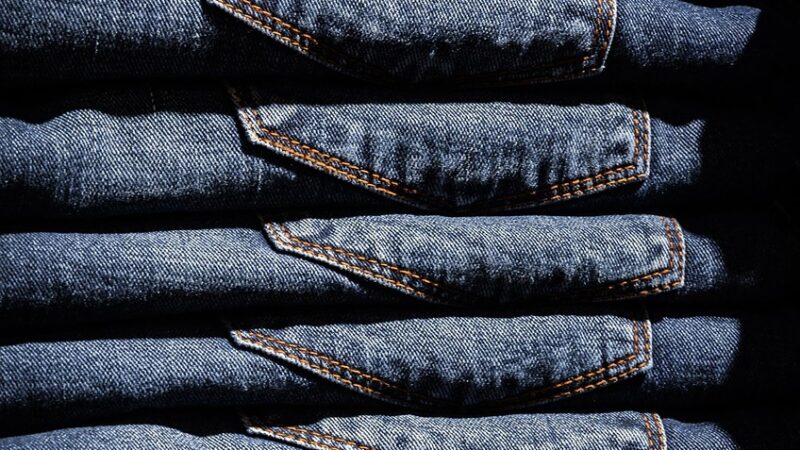 A Importância do Jeans na Moda Feminina.