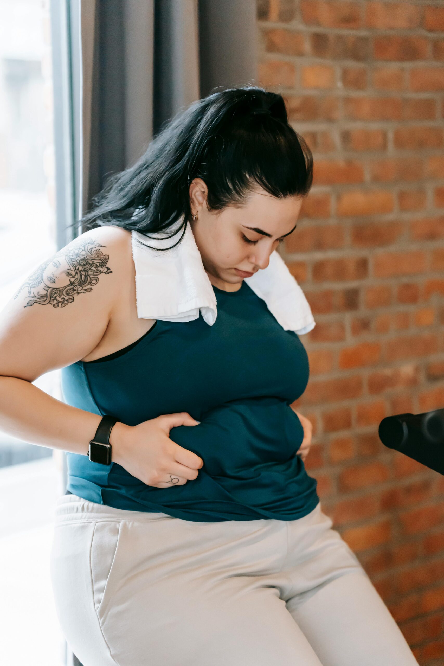 Hide a Tummy: 7 Fashion Tips for Women.