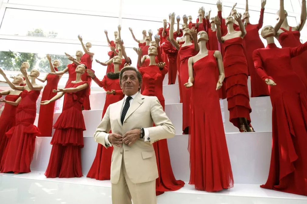 O Legado de Valentino: A Perda de um Ícone.